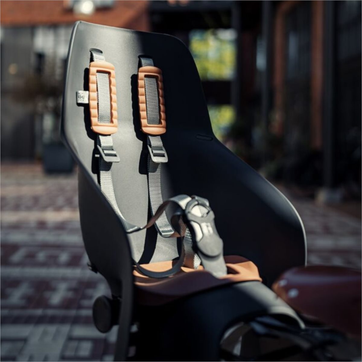 Urban Iki Rear Rack Köp Cykelbarnstol URBAN IKI Rear U-Me Bincho Black/Kuriiro Brown från ...