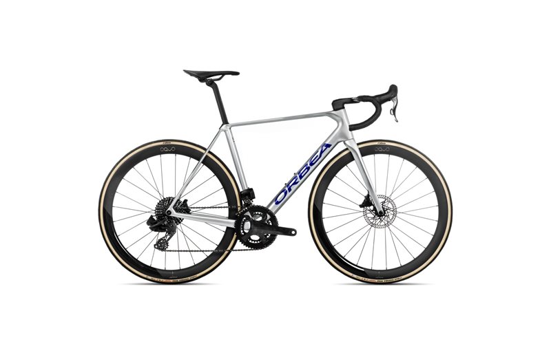 Landeveissykkel Orbea Orca M22 LTD PWR Spark Silver/Titain Grey