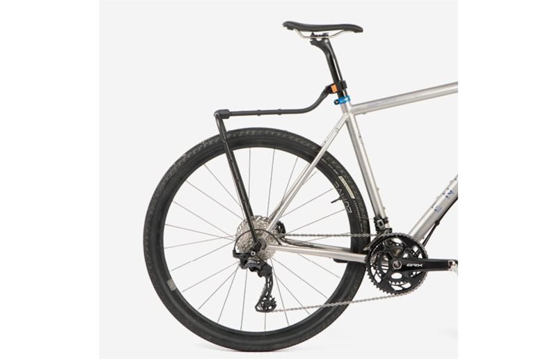 Pakethållare Restrap Switch Rack w/ Axle M12x1.5mm Black