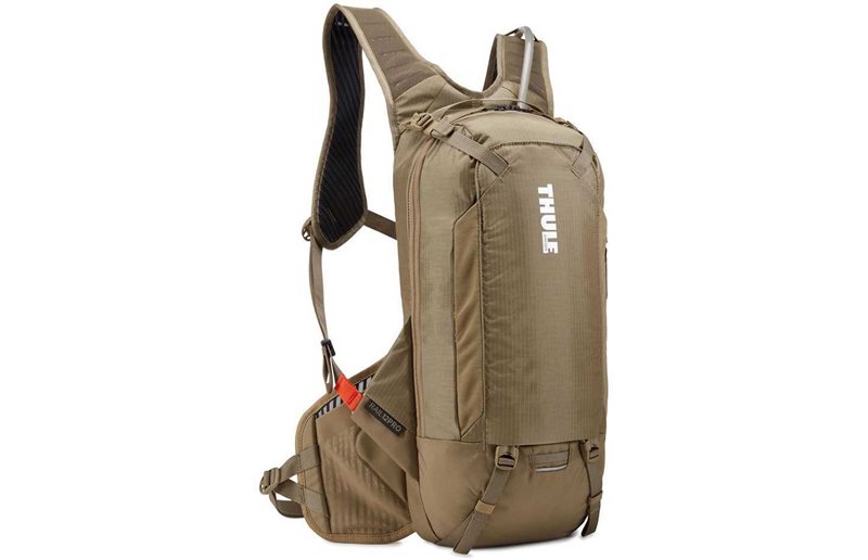 Thule Juomareppu Rail Pro 12L sis. 2.5L Juomarakko, Covert