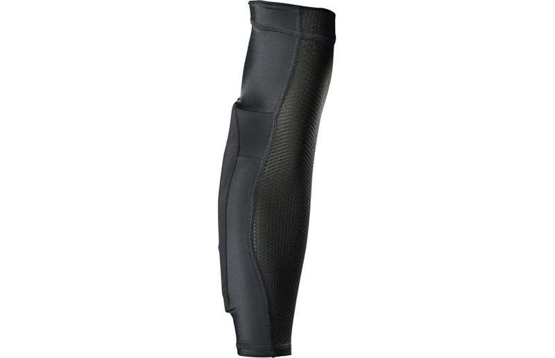 Larunpyora - Fox Kyynärsuojat Enduro Elbow Sleeve Black merkiltä FOX RACING